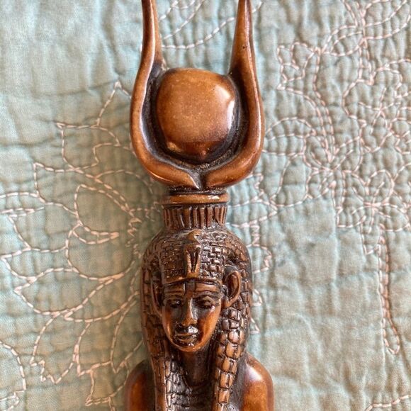 Hand Carved Soap-Stone 12”Egyptian Goddess Statue - Picture 3 of 6